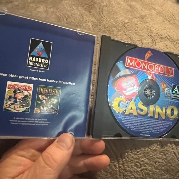 Monopoly Casino PC CD -ROM 40+ Games 1999 Vegas Thrills Hasbro Infogames . - Picture 5 of 6